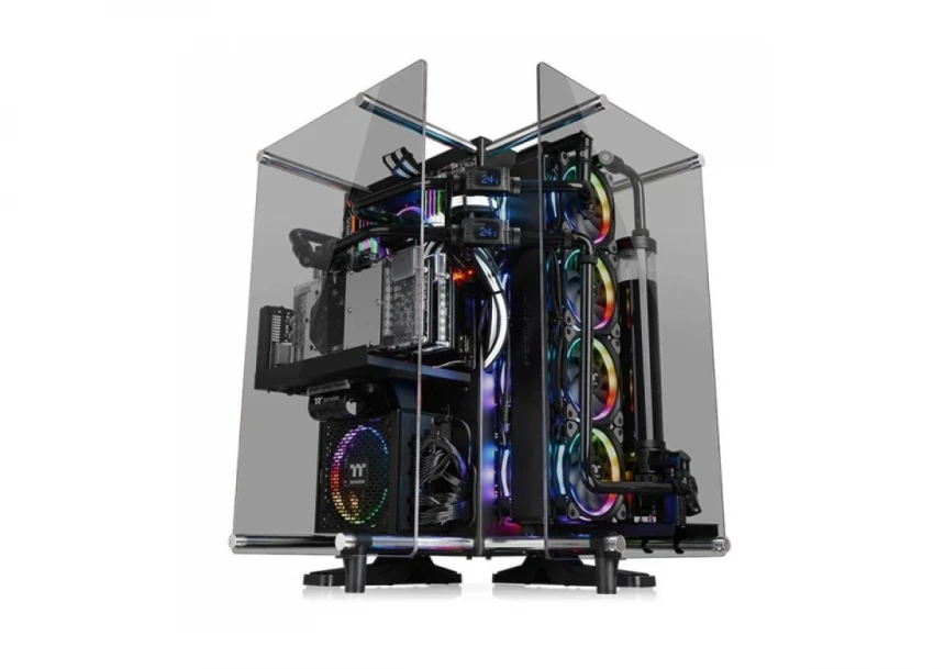 Kućište Thermaltake Core P90 TG
